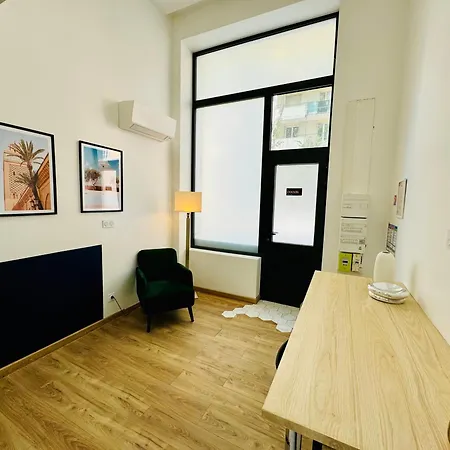 Elias Appartement *